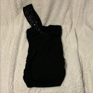 One shoulder sequined tank top